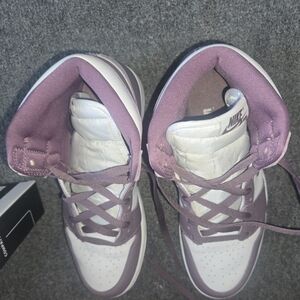 Nike Men's Purple and White Athletic Shoes